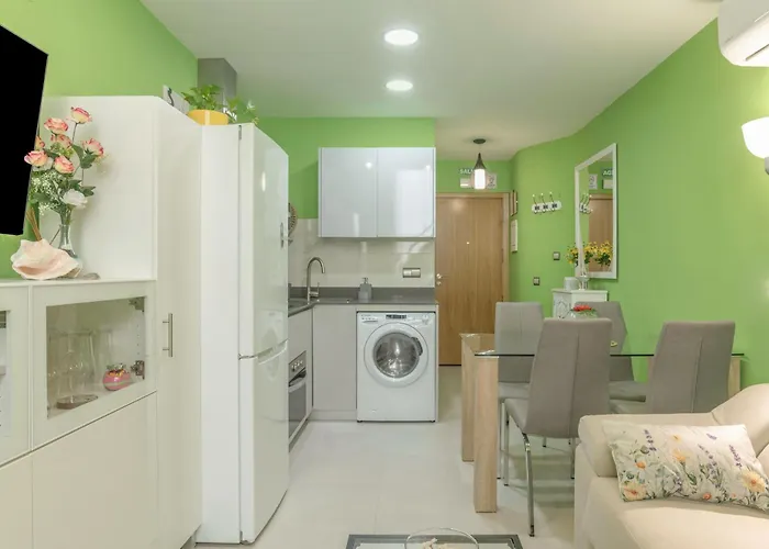 Luz, A Pie De Playa Cadix