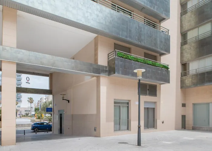 Luz, A Pie De Playa Cadix